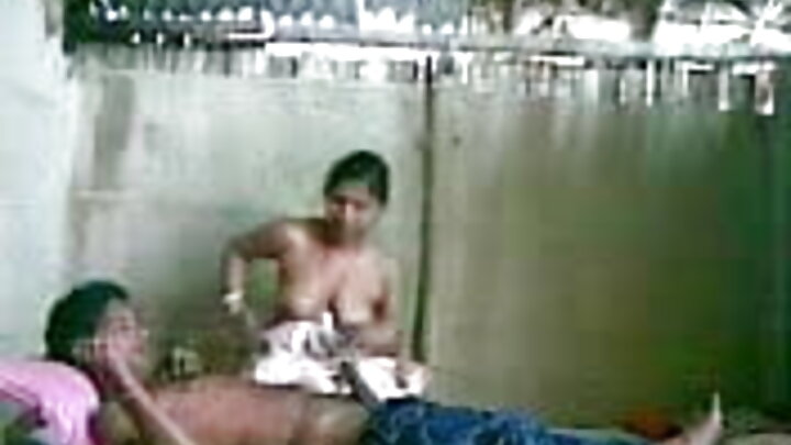 চলচ্চিত্র। প্রাইভেট মুভিজ ১৫: ঘোস্ট ব্যাঙ্গার্স