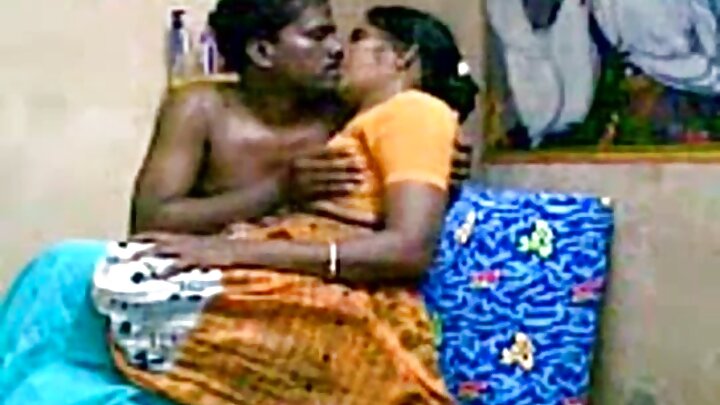 পতিতা, পতিতা, পতিতা, ওদের কাছে দুটো বন্দুক আছে, তাহলে দোষটা কার?